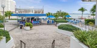 999 Brickell Bay Dr Gallery 21