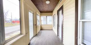 For Rent: 722 S Hackley St: 2 Bedroom 2 Bathroom Home! W/D Hookups! Enclosed Front Porch! Gallery 16