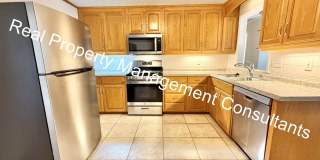 3-Bedroom Home Near Downtown Overland Park! Gallery 8