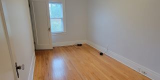 112 Alden Street Gallery 9