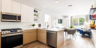 Hedges at Hawthorne Gallery 22