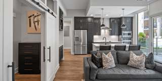 500 West Trade 500 West Trade Gallery 45