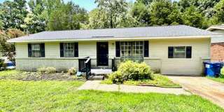 Charming 3 Bedroom Home for Rent – 3215 Delia Ln NW, Huntsville, AL Gallery 1
