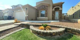 Amazing 3 bedroom 2 bath home in West El Paso! Gallery 1