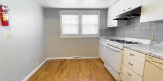 Preleasing for August 2026!! 5-Bedroom Home Near Ball State Campus! In Unit Washer/Dryer & Large Backyard! Gallery 7