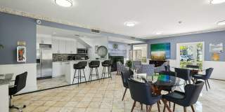 Fontainebleau Milton Gallery 25