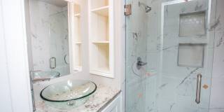 Spacious 4 Bed 2 Bath with Big Backyard Gallery 15