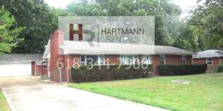 Three Bedroom 2 Bath Brick Home with 2 Car Garage!! Gallery 1