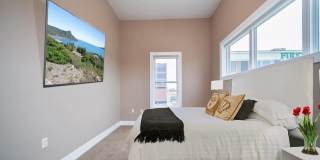 Dakota Lofts Gallery 102