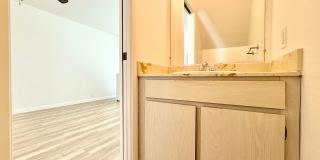 Renovated Townhome in Linda Mar Gallery 15