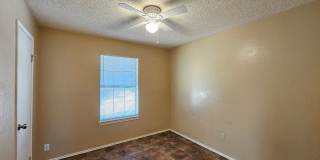 HUGE RENT REDUCTION & AVAILABLE NOW! Gallery 7