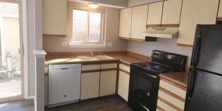 Fantastic 2-Bedroom Townhome in Briargate! Union and Lexington. Gallery 6