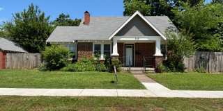 Cute 2 bedroom, 1 bathroom house located next to UCO in Edmond, OK Gallery 1