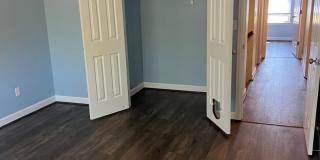 4 bedroom, 2 bathroom, car garage townhouse Gallery 14