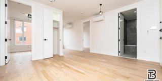 96 Moore Street Gallery 6