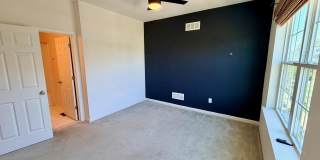 3744 GREEN Street Gallery 27