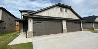 4/2/2 in Oakdale Schools 122nd & Coltrane* 4/2/2 in Oakdale Schools 122nd & Coltrane* Gallery 1