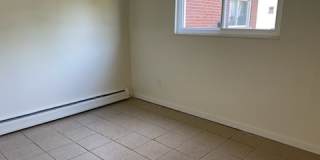 8376 Anthony Wayne Ave Gallery 7