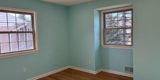 1249 DERBYSHIRE RD Gallery 18