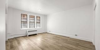 6751 S Jeffery Apartments Gallery 4