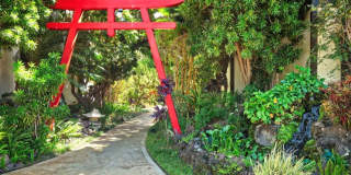 Spacious 2BR/2BA Condo with Garden View – Steps from the Ocean Gallery 20