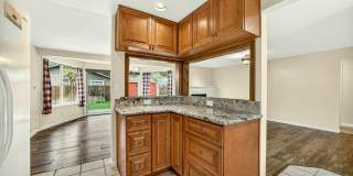 Unfurnished Light-Filled, Beautifully Updated 3-Bedroom Home in Jacksonville Gallery 6