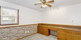 Lovely, Updated Derby Home Gallery 11