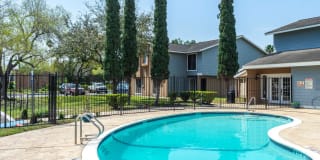 Bonaventure at La Residencia Apartments Homes Gallery 4