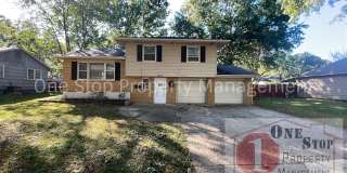 Charming 3 bedroom, 2.5 bathroom home with 2 car garage in Independence, Missouri Gallery 1