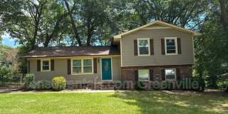 105 Chuckwood Drive Gallery 1
