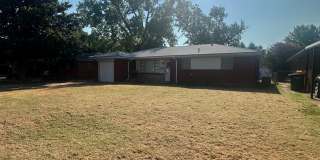 3 bed, 1 bath, 1 car garage Gallery 3