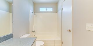 Woodlawn Gardens Apartments Gallery 19