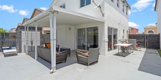 13990 SW 160th Ter Gallery 31