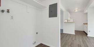 Spacious 4 Bedroom Townhome in SLC w 1 car garage Gallery 15