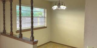 Great Location! Central Edmond! Great Location! Central Edmond! Gallery 9