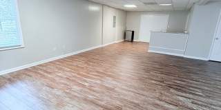 Ranch living in the City Gallery 16