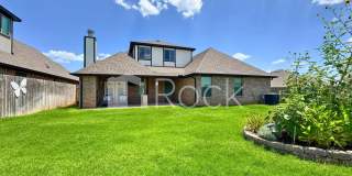 Spacious Craftsman Home on cul-de-sac - Electric Included! Gallery 51