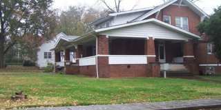 Come enjoy this completely renovated 1 bed/ 1 bath apartment close to shopping, walking trails, medical, Maryville Collage. Gallery 1