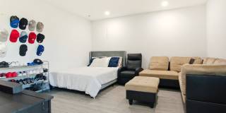 4438 ZOE PASS Gallery 15