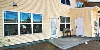 RTP Beauty!  Huge 3/2.5 Townhouse in Page Park Gallery 15
