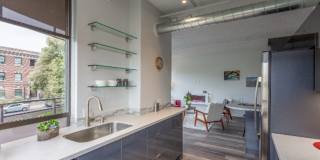 Riverfalls Tower Apartments Gallery 38