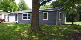 1126 Park Cir Gallery 1