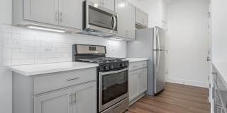 1 Bedroom home with Garage! Gallery 8