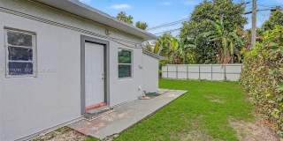 5917 SW 62nd Ter Gallery 23