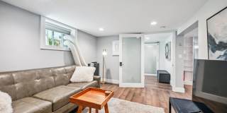 Charming Furnished Basement Unit in Regis – Northwest Denver Gallery 25