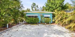 2 Bedroom Home with Fenced Yard in Gulfport! Gallery 1