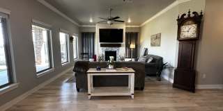 923 Stonebridge Vlg Dr Gallery 2