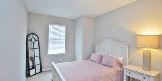Brand new Construction Coach Home in Paloma Overlooking the Lake! Gallery 10