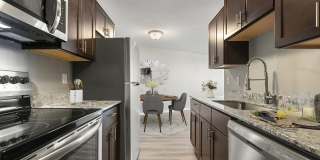 The BLVD Apartments | Newly Renovated 1 Bed/1 Bath — FREE 50" TV With Move-In! Gallery 1