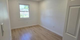 8760 STONERIDGE Drive Gallery 14